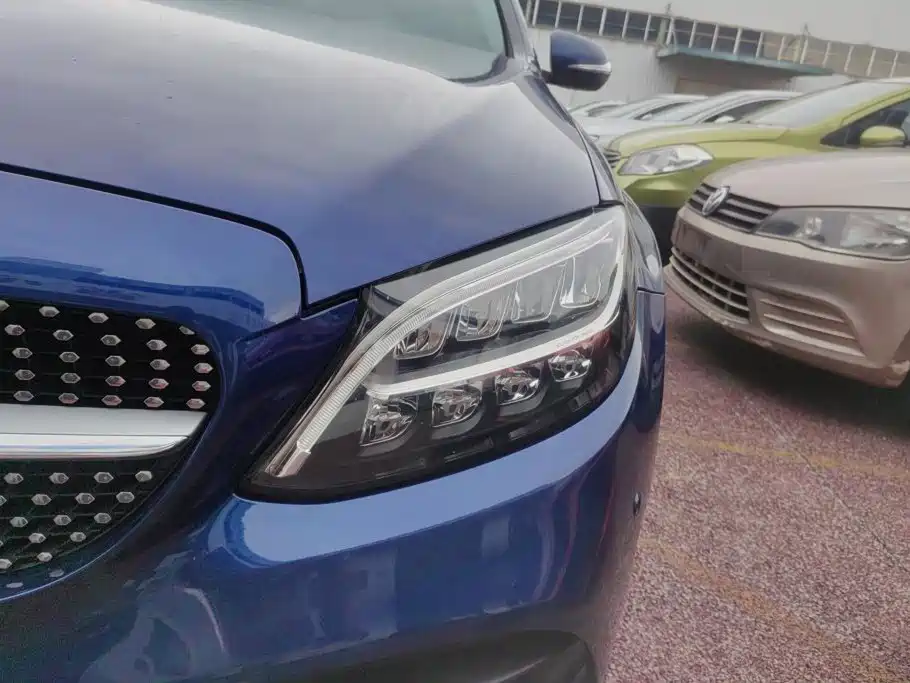 Mercedes-Benz C-Class — миниатюра 5