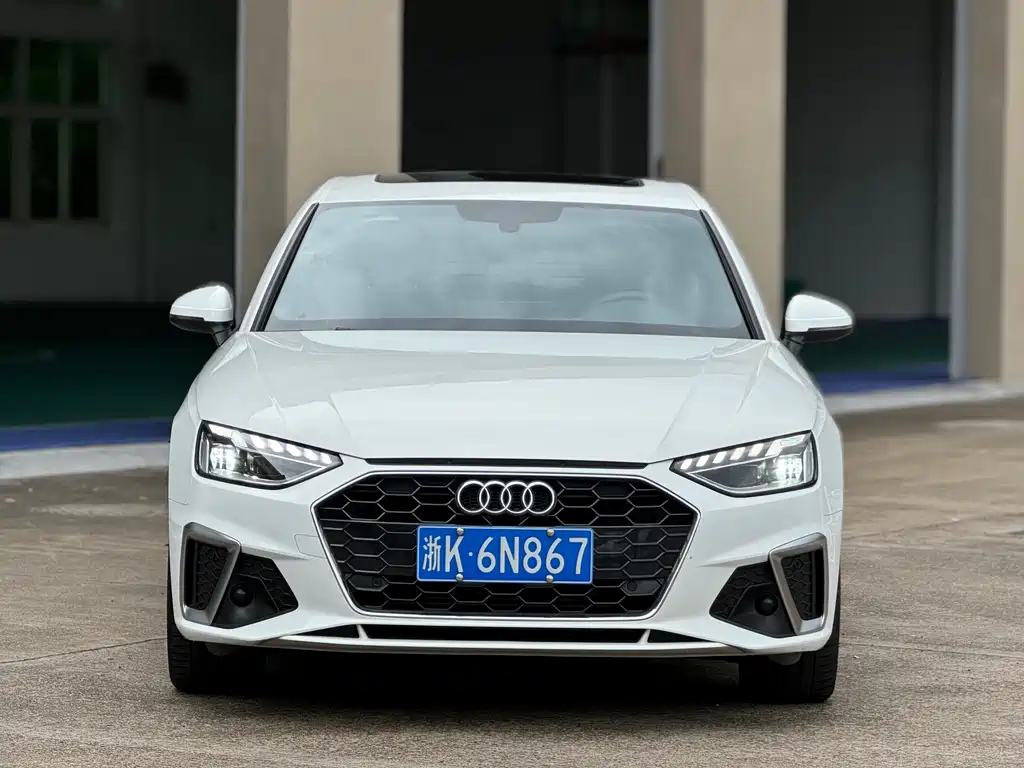 Audi A4L — миниатюра 2