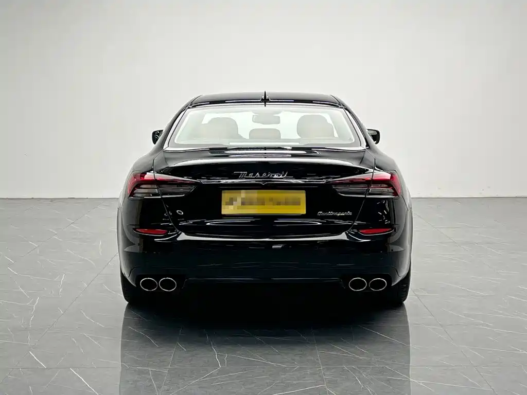Maserati Quattroporte — миниатюра 5