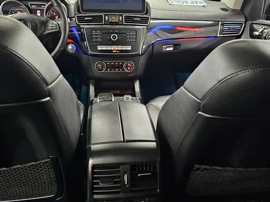 Mercedes-Benz GLS — миниатюра 11