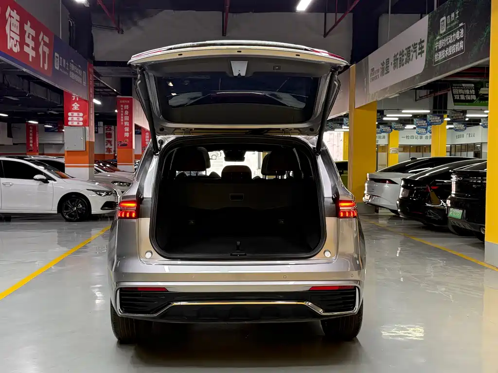 Geely Xingyue L — миниатюра 22