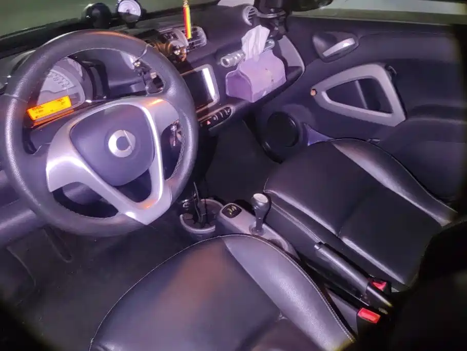 smart Smart Fortwo — миниатюра 12