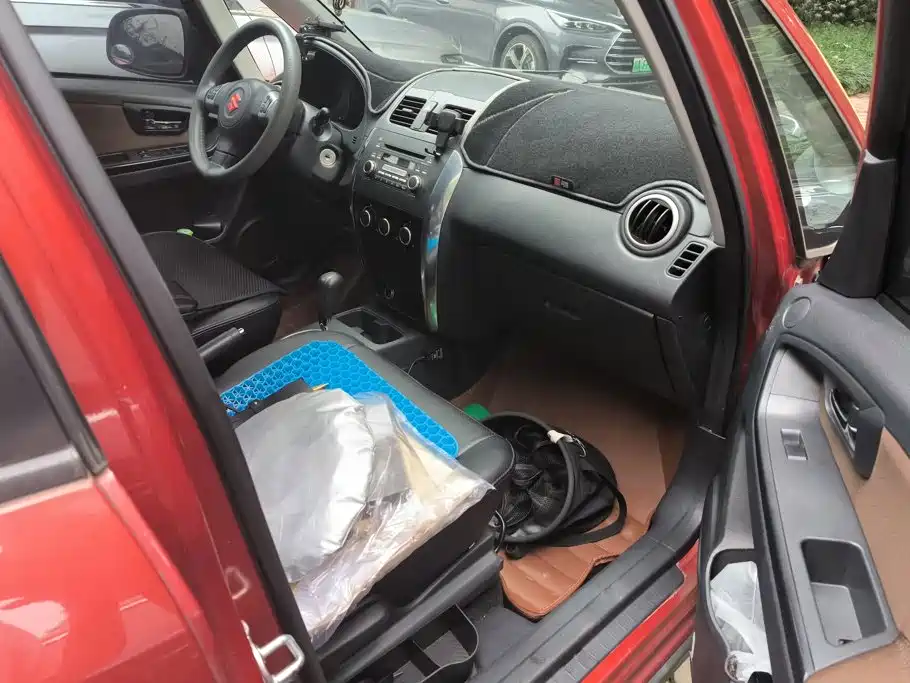 Suzuki SX4 — миниатюра 8