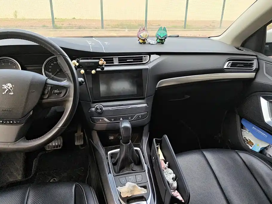 Peugeot 408 — миниатюра 13