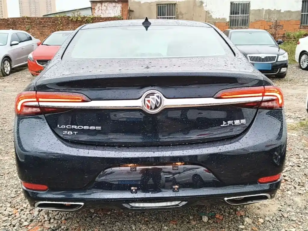 Buick LaCrosse — миниатюра 6