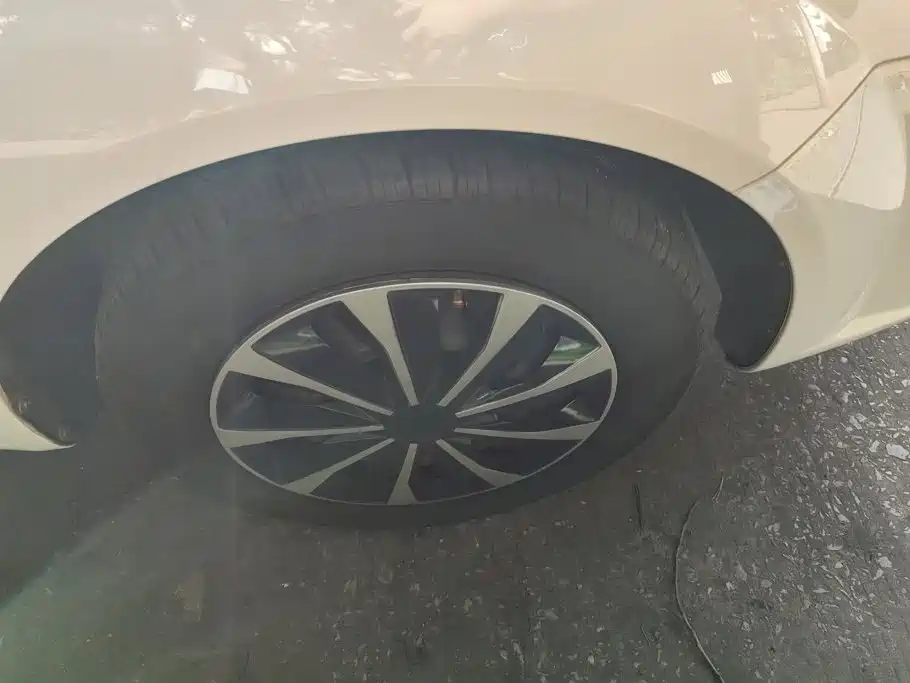 Buick Excelle — миниатюра 6