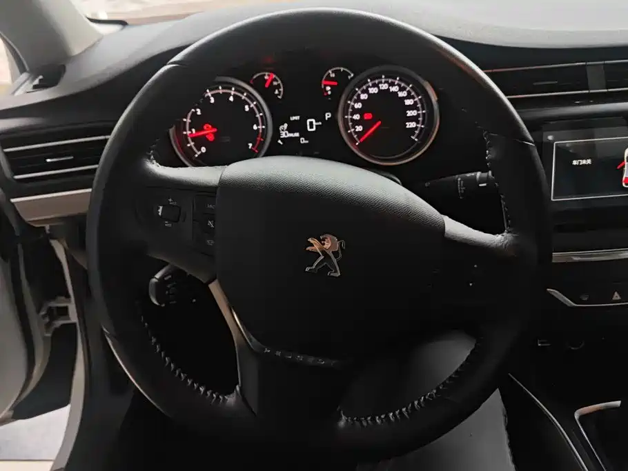 Peugeot 408 — миниатюра 15