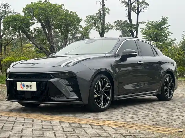 2024 Lynk & Co 03