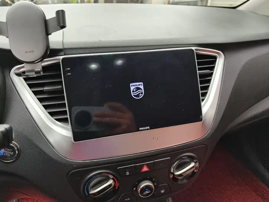 Hyundai Verna — миниатюра 13