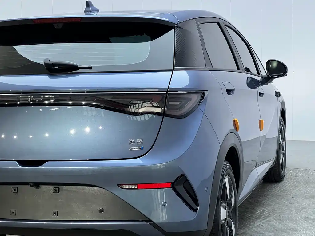 BYD Dolphin — миниатюра 17