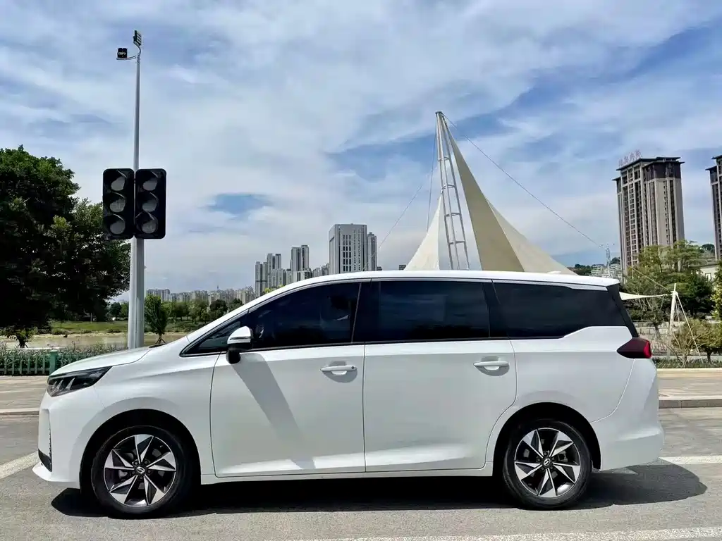 GAC Motor Trumpchi M6 — миниатюра 5