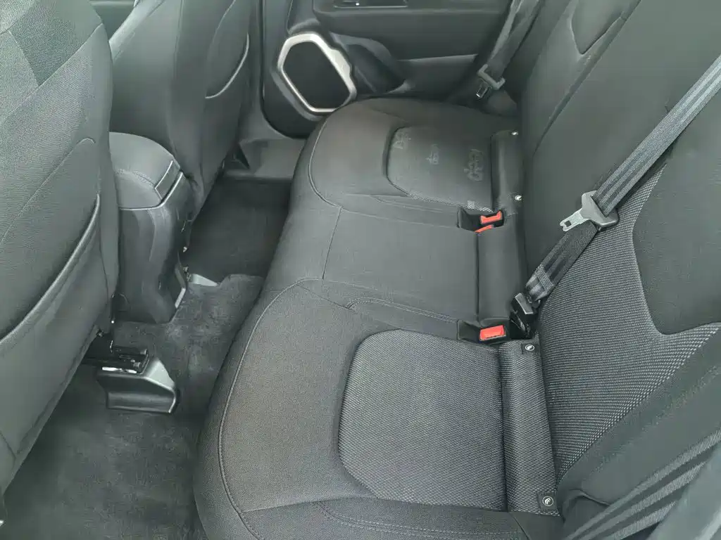 Jeep Renegade — миниатюра 14