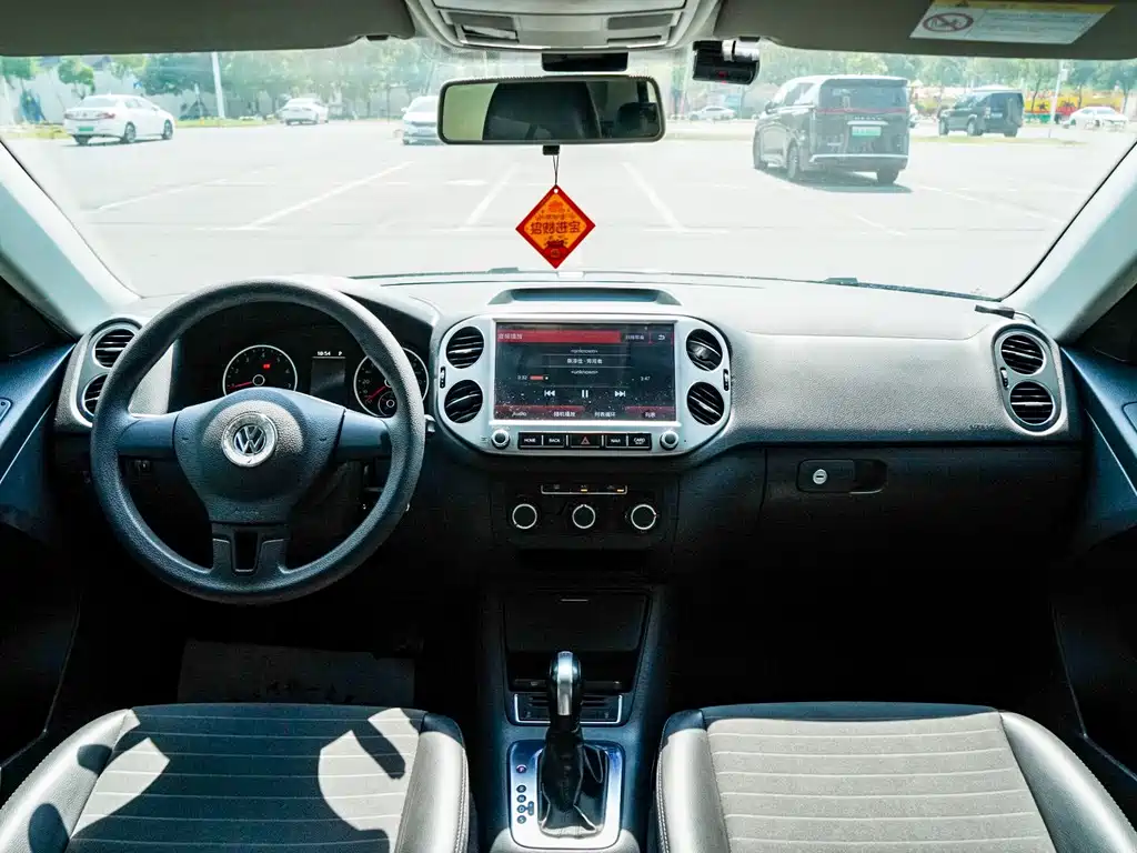 Volkswagen Tiguan — миниатюра 10