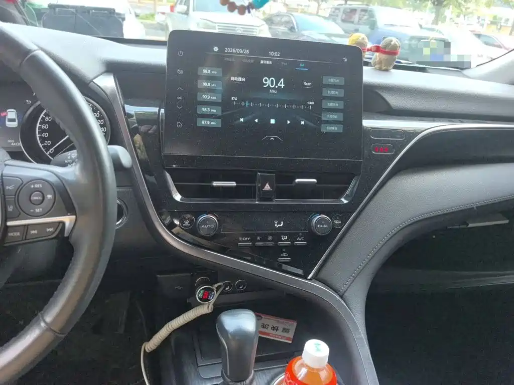 Toyota Camry — миниатюра 9