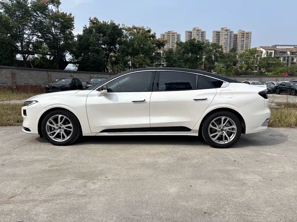 Ford Mondeo — миниатюра 4