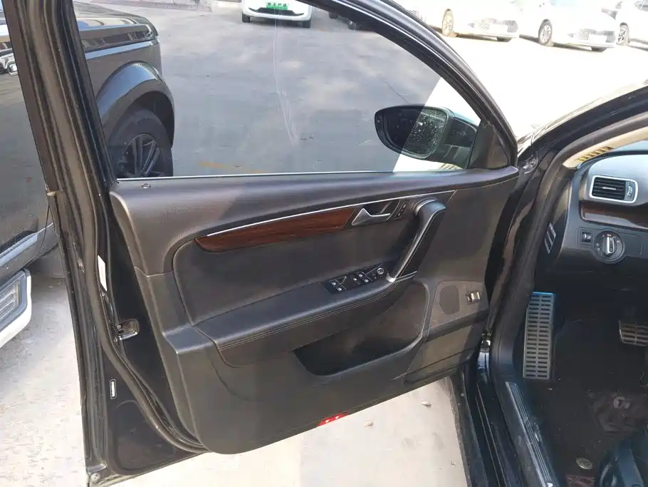 Volkswagen Magotan — миниатюра 7