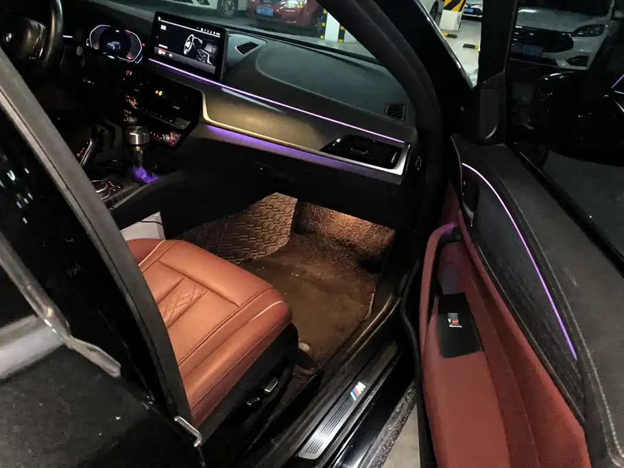 BMW 5 Series — миниатюра 8