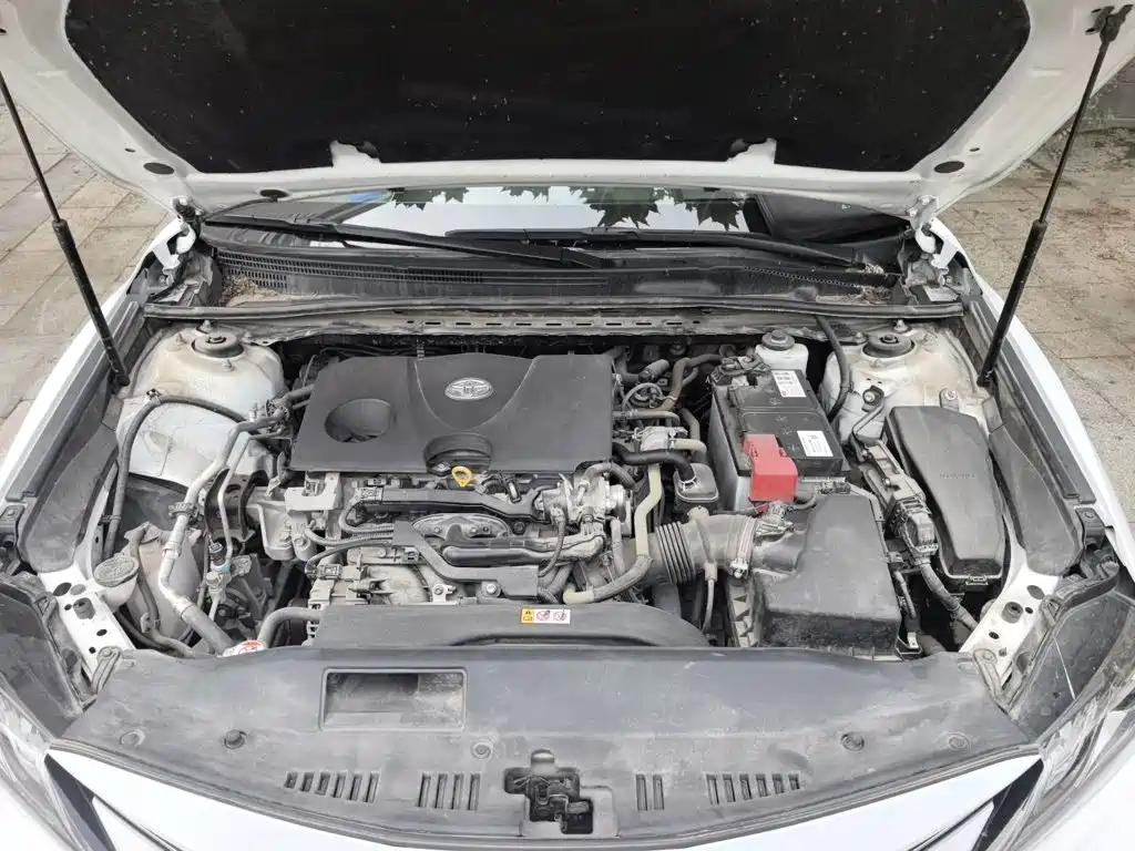 Toyota Camry — миниатюра 16