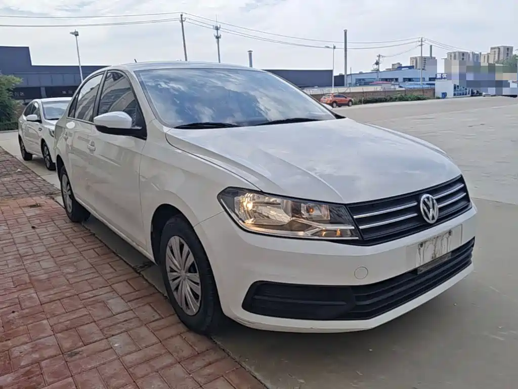 Volkswagen Santana — миниатюра 4