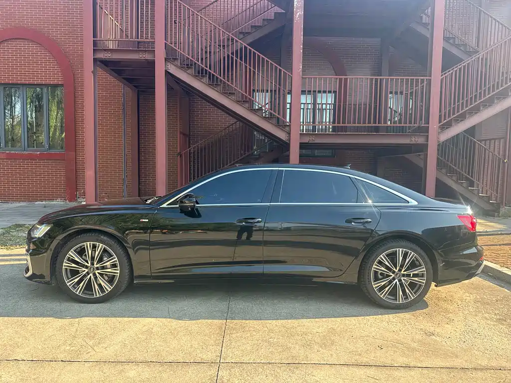 Audi A6L — миниатюра 7