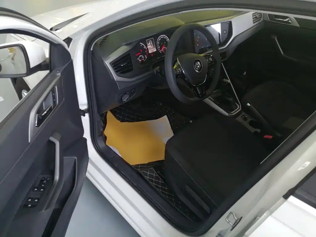 Volkswagen Polo — миниатюра 16