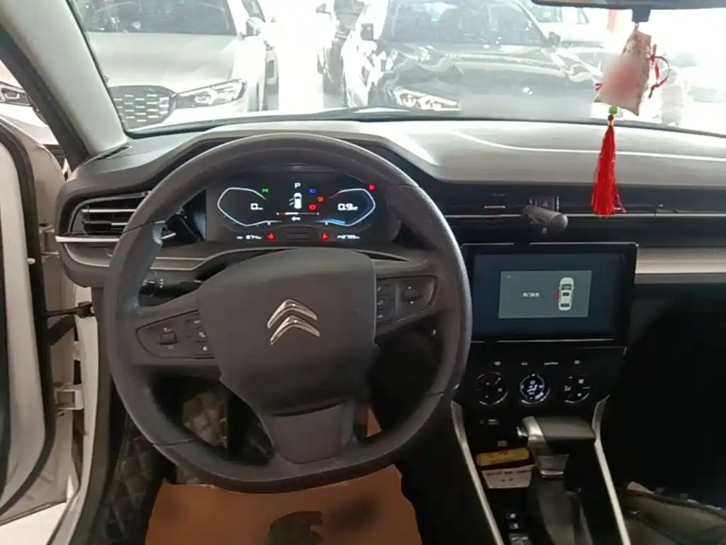 Citroen C3-XR — миниатюра 11