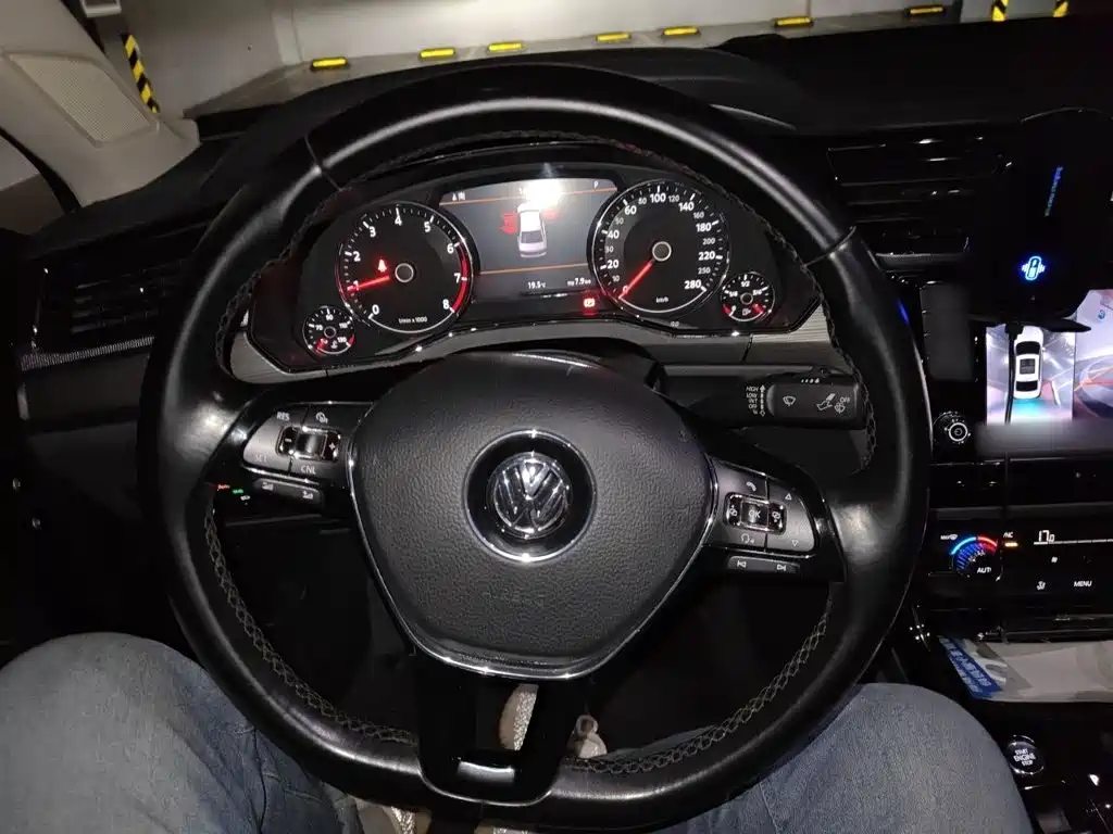 Volkswagen Phideon 2016 380TSI