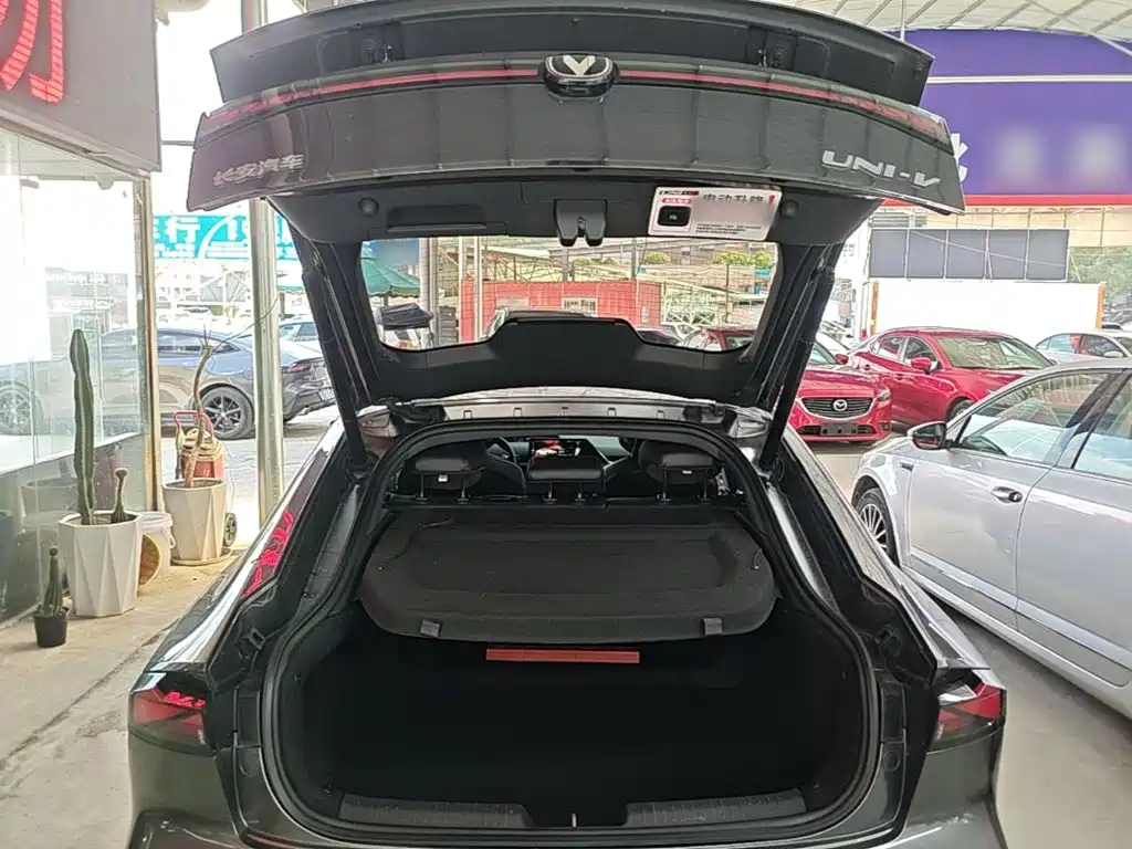 Changan UNI-V — миниатюра 19