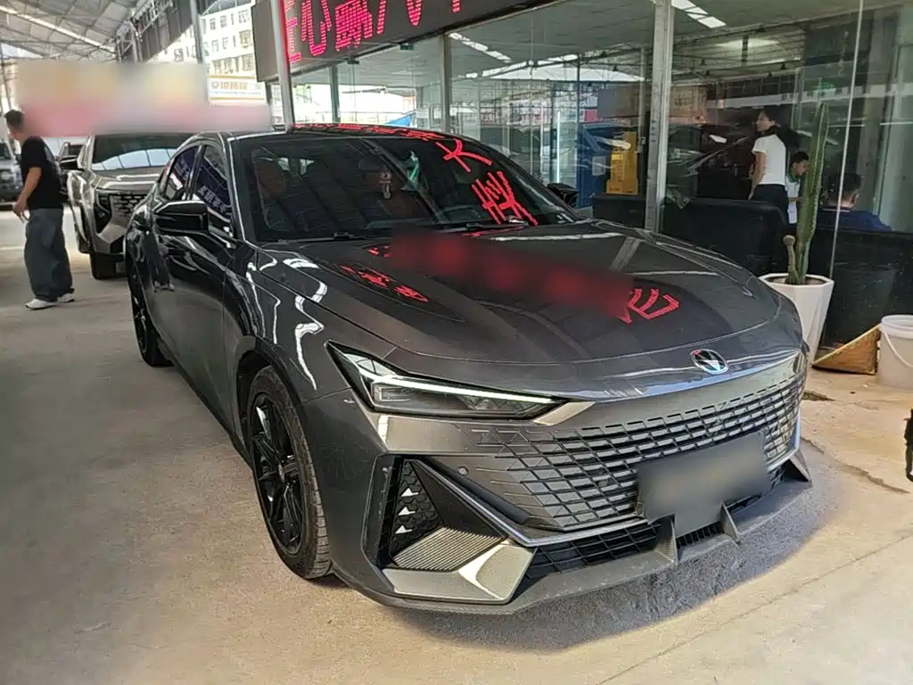 Changan UNI-V — миниатюра 4
