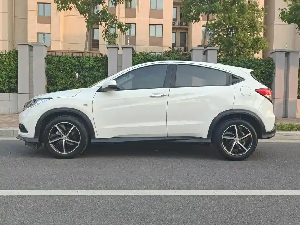 Honda Vezel — миниатюра 7