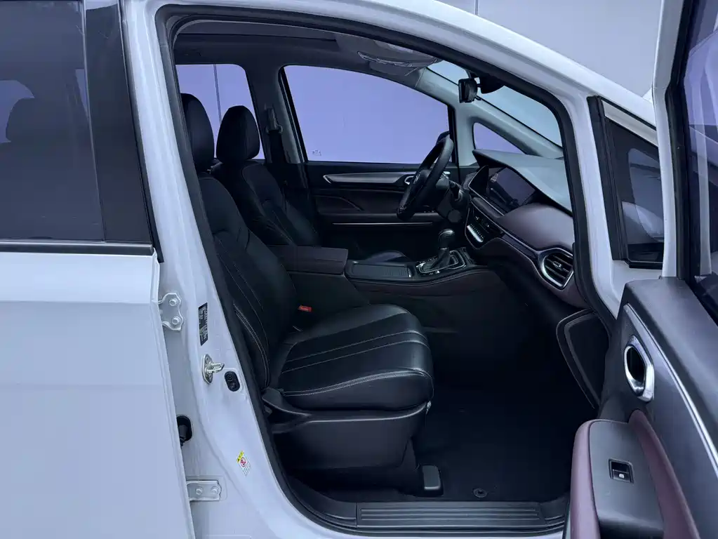 GAC Motor Trumpchi M6 — миниатюра 21