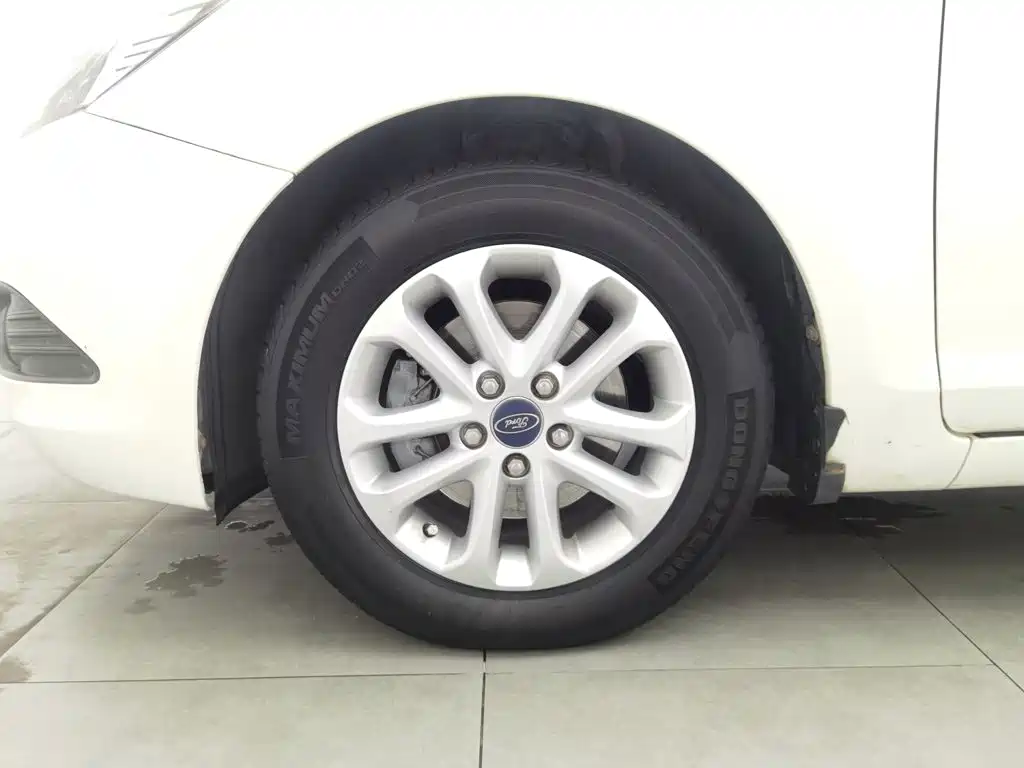Ford Focus — миниатюра 17