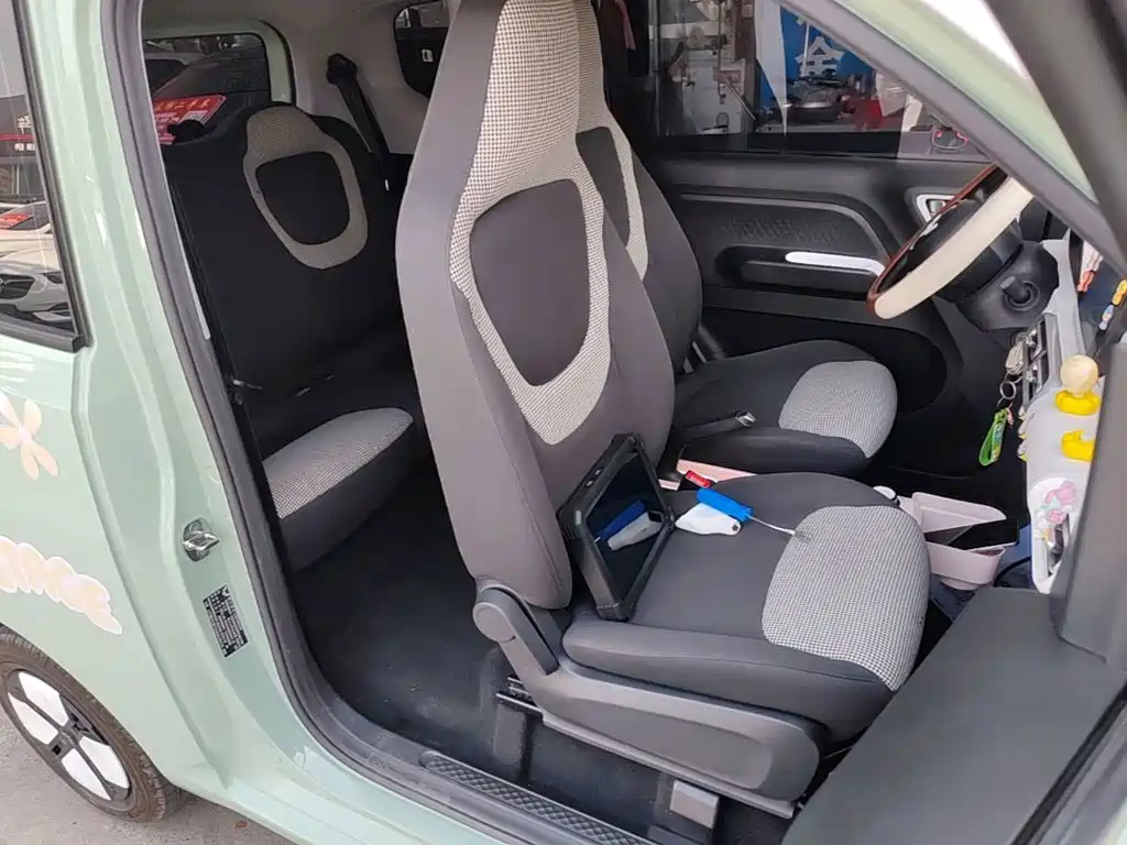 Wuling MINIEV — миниатюра 25
