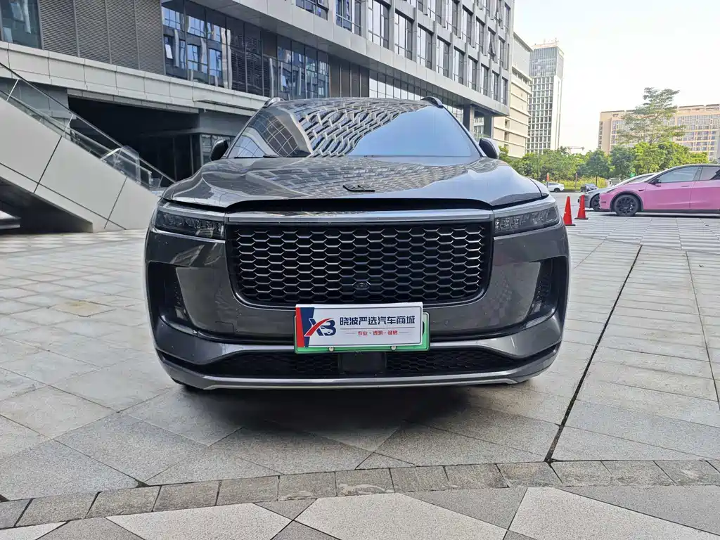 Li Auto Li ONE — миниатюра 2