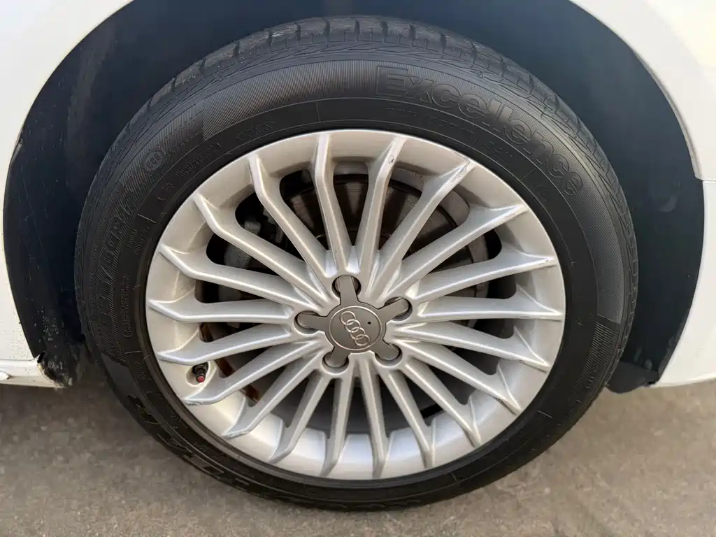 Audi A4L — миниатюра 17