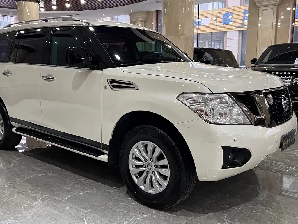 Nissan Patrol — миниатюра 3