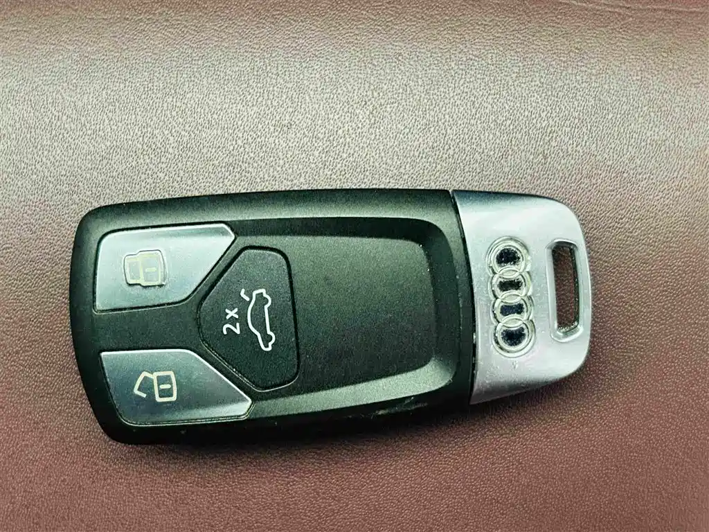 Audi A4L — миниатюра 13