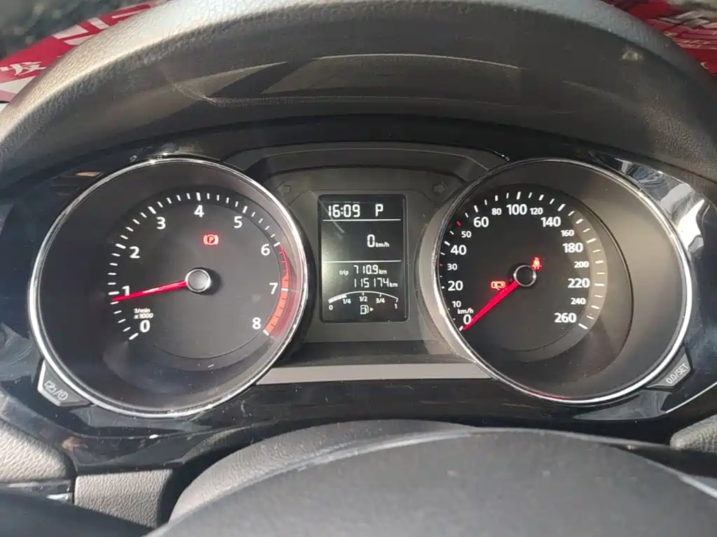 Volkswagen Sagitar — миниатюра 12
