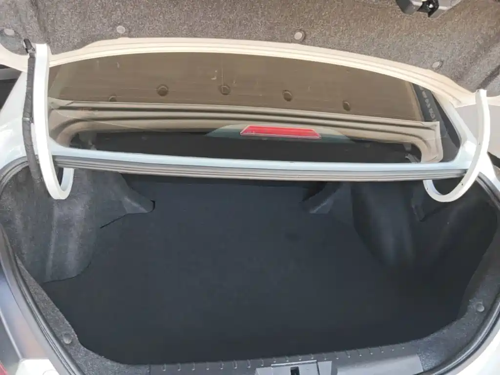 Geely Emgrand — миниатюра 19