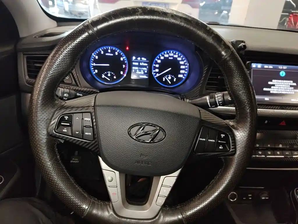 Hyundai Mistra — миниатюра 11