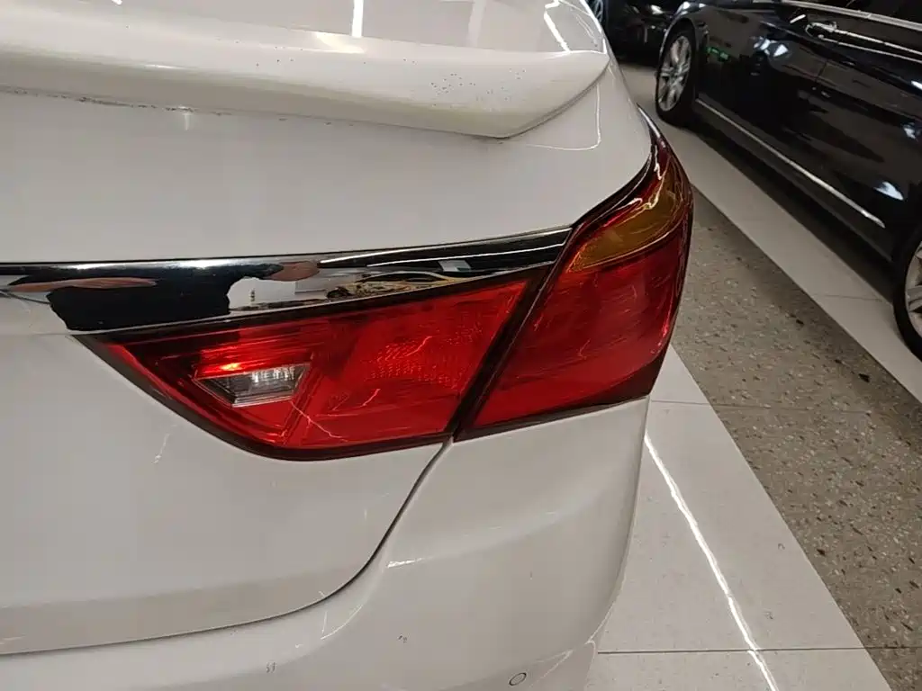 Hyundai Mistra — миниатюра 8