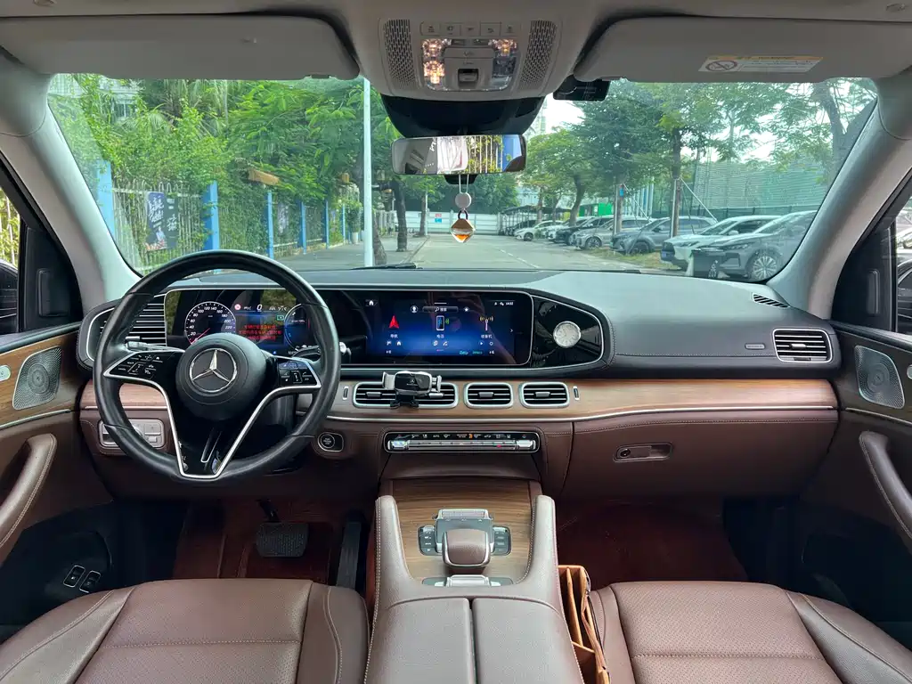 Mercedes-Benz GLE New Energy — миниатюра 19