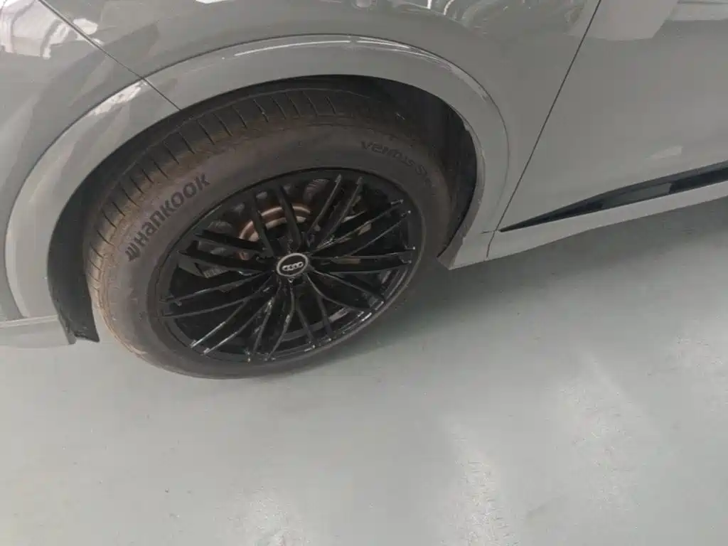 Audi Q4 e-tron — миниатюра 23