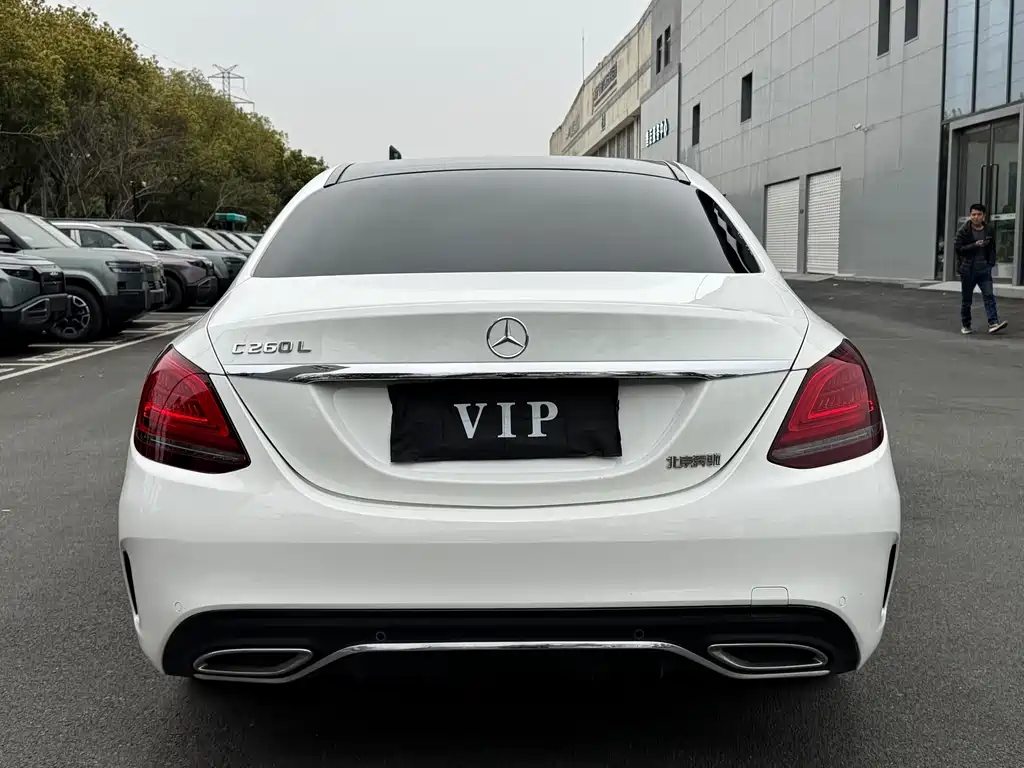 Mercedes-Benz C-Class — миниатюра 15