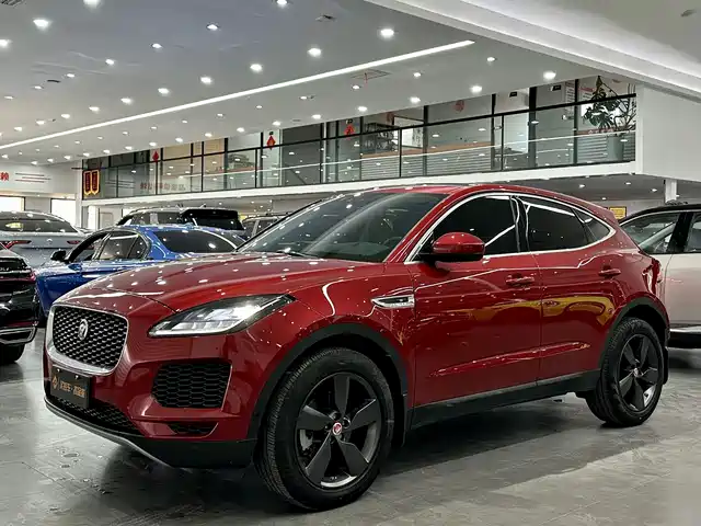JAGUAR E PACE
