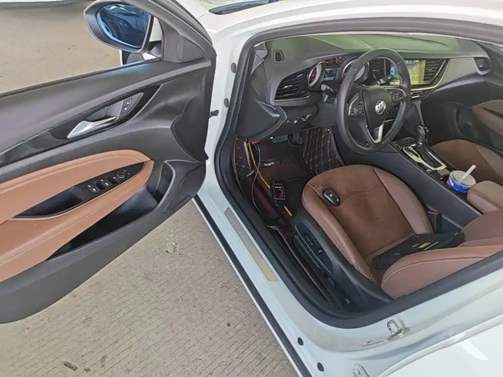 Buick Regal — миниатюра 16