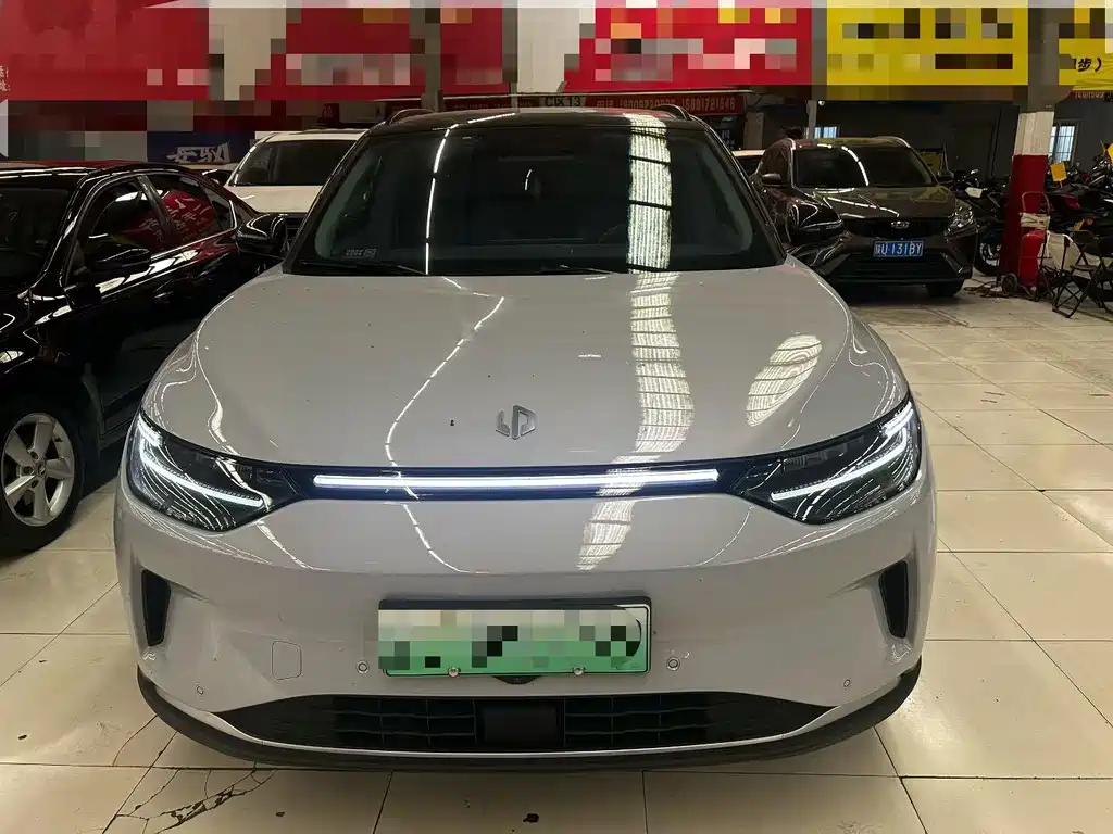 Leapmotor Leapmotor C11 — миниатюра 2
