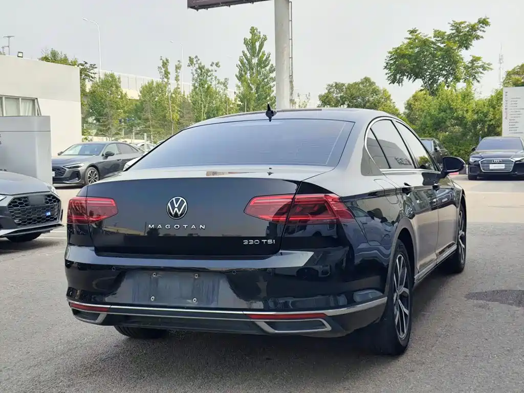 Volkswagen Magotan 2020 330TSI DSG Lead