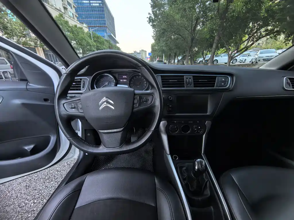 Citroen C3-XR — миниатюра 10