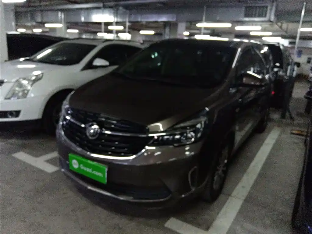 Buick GL8 2022